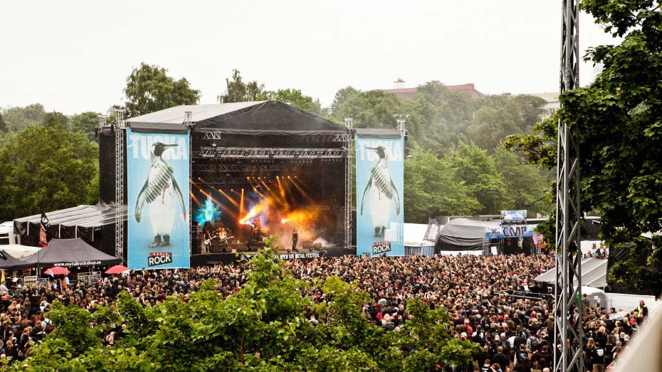 Click to close 12 meter show stage